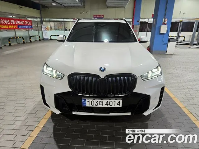 BMW X5 2024 — photo 1
