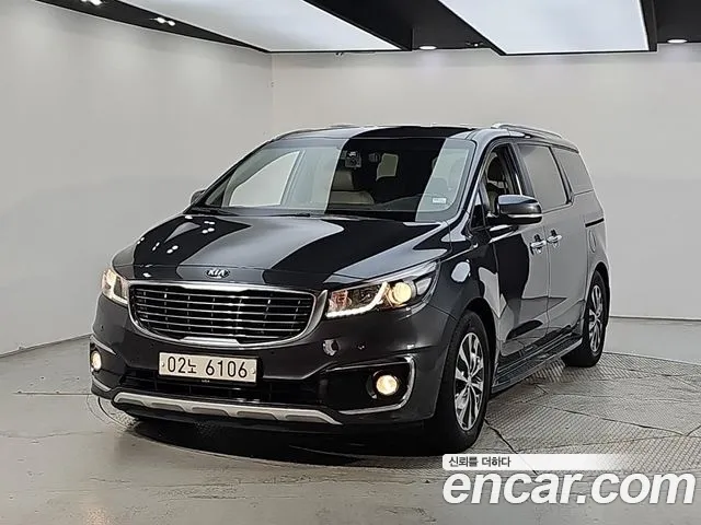 Kia Canival 2018 — photo 1