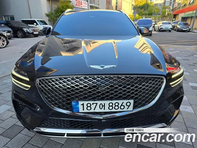 Genesis GV70 2023 — photo 1