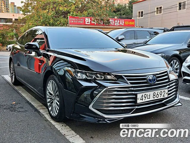 Toyota Avalon 2019 — photo 1