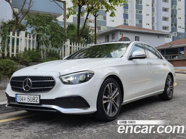 Mercedes-Benz E-Class 2021 — photo 1