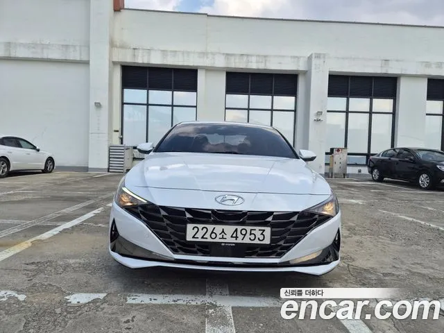 Hyundai AVANTE 2021 — photo 1