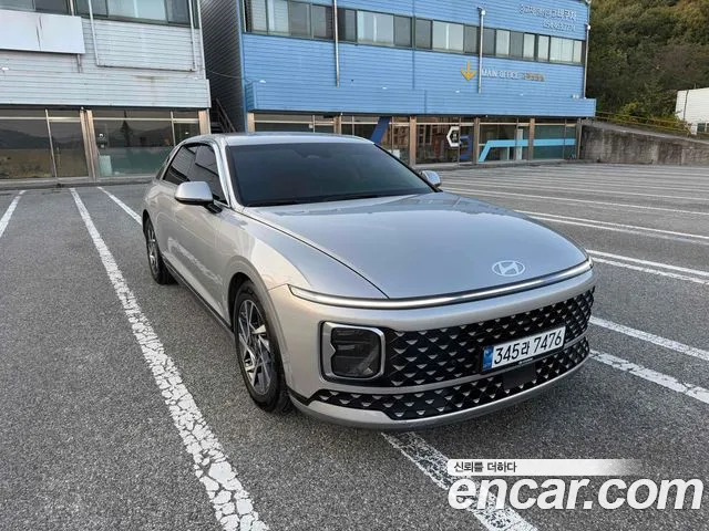 Hyundai Grandeur 2023 — photo 1