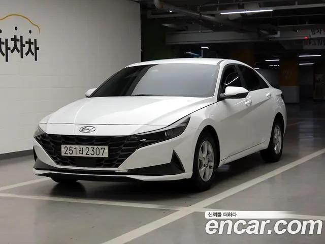 Hyundai AVANTE 2023 — photo 1
