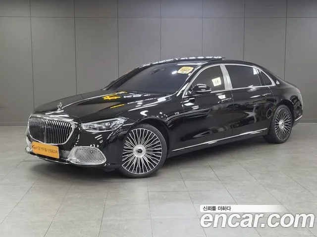 Mercedes-Benz S-Class 2023 — photo 1