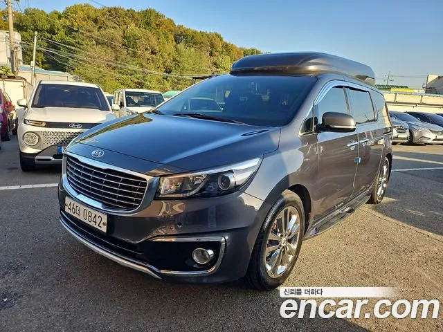 Kia Canival 2016 — photo 1