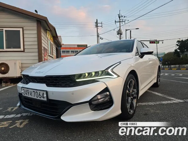 Kia K5 2023 — photo 1