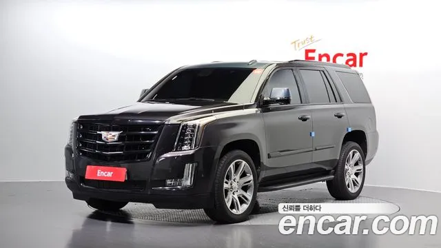 Cadillac Escalade 2018 — photo 1