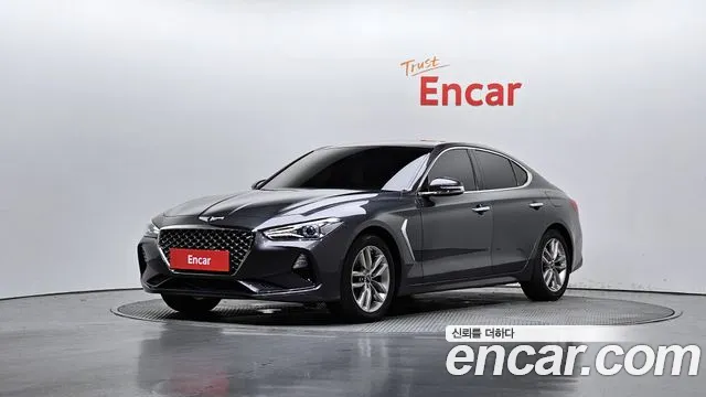Genesis G70 2018 — photo 1