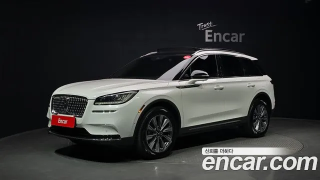 Lincoln Corsair 2022 — photo 1