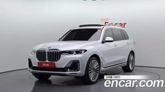 BMW X7 2022 — photo 1