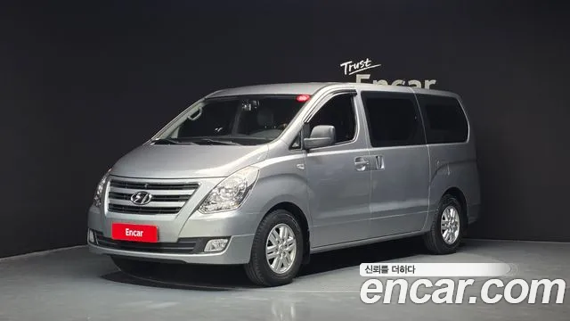 Hyundai Starex 2017 — photo 1