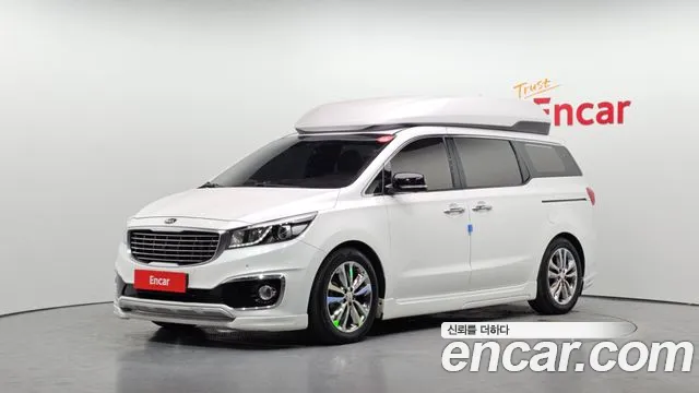 Kia Canival 2018 — photo 1