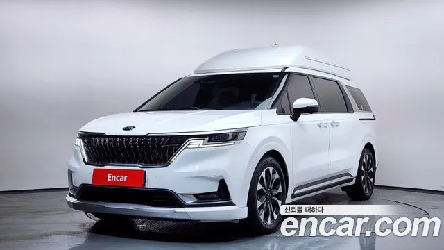 Kia Canival 2021 — photo 1