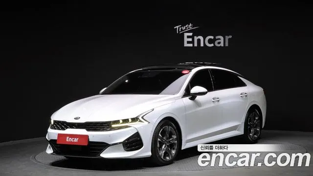 Kia K5 2020 — photo 1