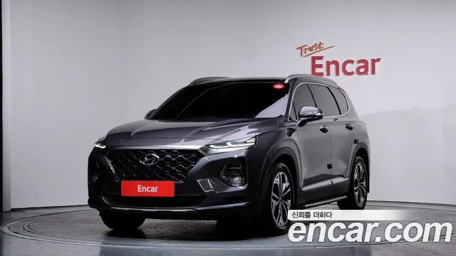 Hyundai Santafe 2019 — photo 1