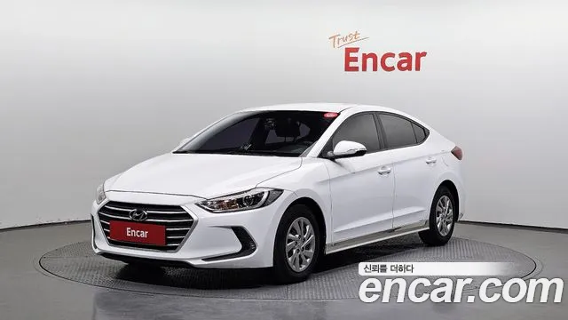 Hyundai AVANTE 2016 — photo 1