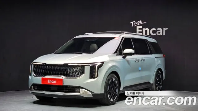 Kia Canival 2024 — photo 1