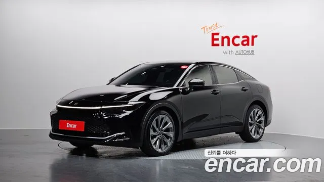 Toyota Crown 2023 — photo 1