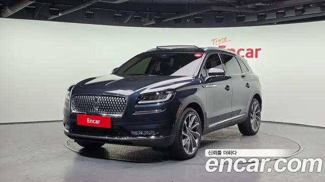 Lincoln Nautilus 2022 — photo 1