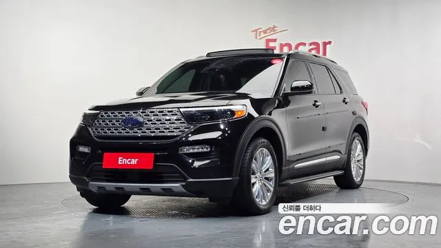 Ford Explorer 2020 — photo 1