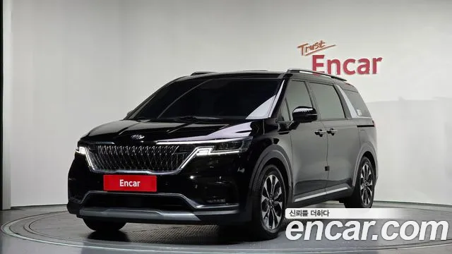 Kia Canival 2021 — photo 1
