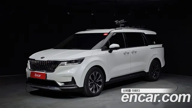 Kia Canival 2021 — photo 1