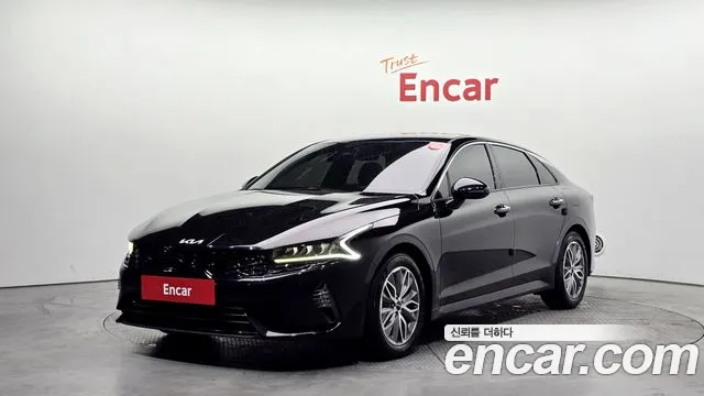 Kia K5 2023 — photo 1