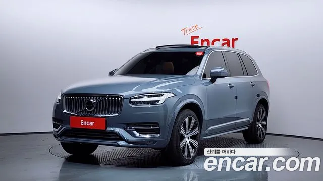 Volvo XC90 2022 — photo 1