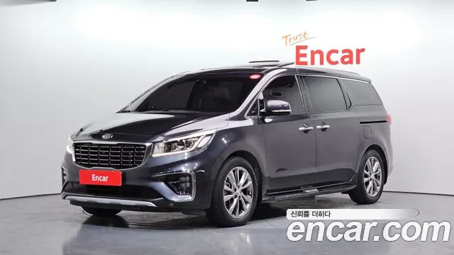 Kia Canival 2019 — photo 1