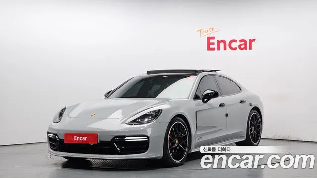 Porsche Panamera 2019 — photo 1