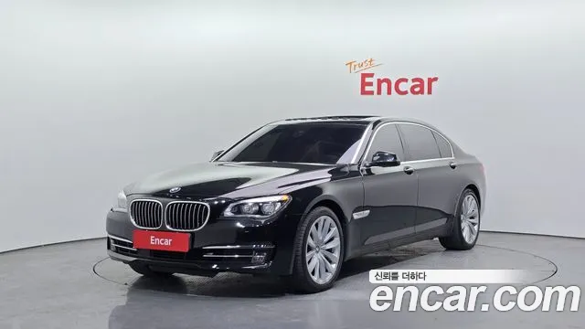 BMW 7-Series 2015 — photo 1