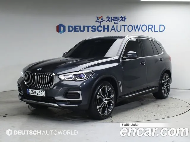 BMW X5 2022 — photo 1