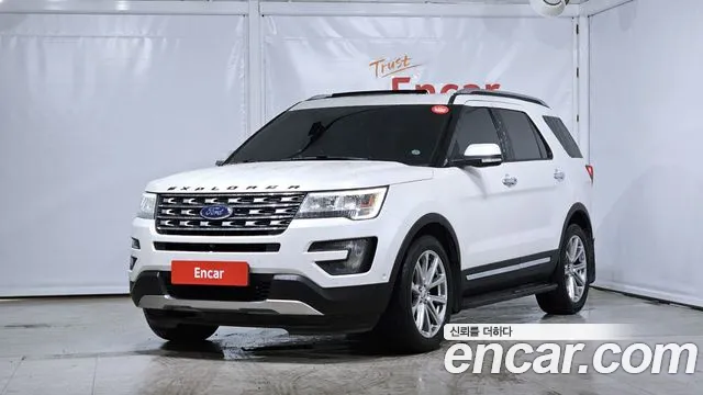 Ford Explorer 2016 — photo 1