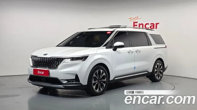 Kia Canival 2021 — photo 1