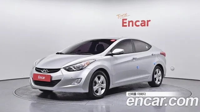 Hyundai AVANTE 2013 — photo 1