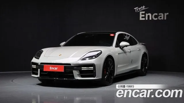 Porsche Panamera 2025 — photo 1