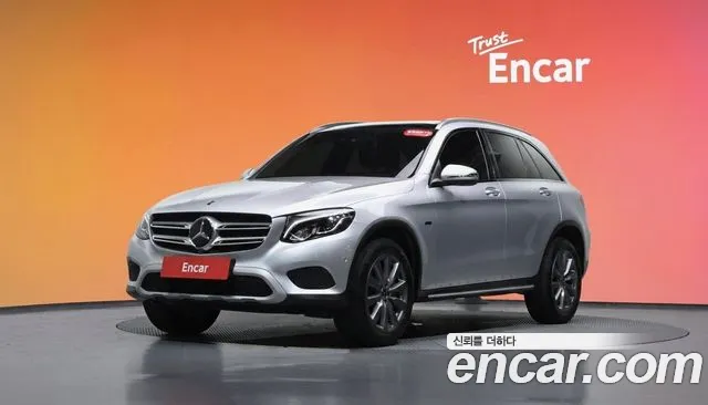 Mercedes-Benz GLC-Class 2019 — photo 1