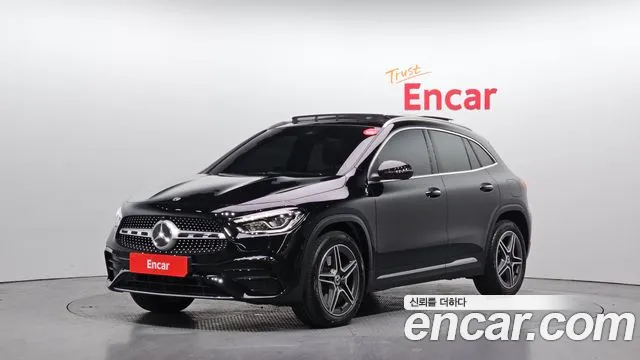 Mercedes-Benz GLA-Class 2020 — photo 1