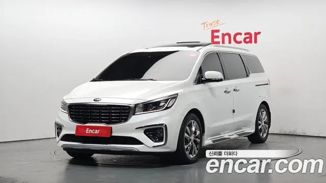 Kia Canival 2019 — photo 1