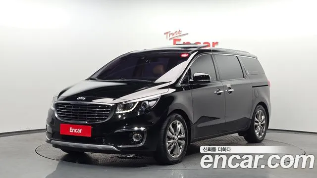 Kia Canival 2018 — photo 1
