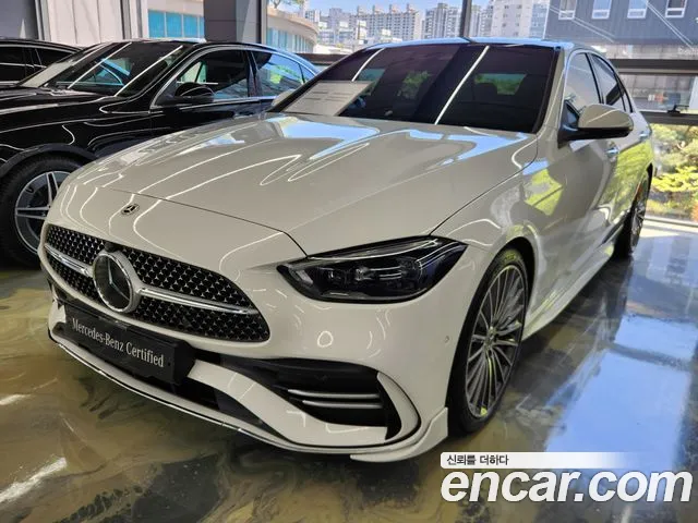 Mercedes-Benz C-Class 2023 — photo 1