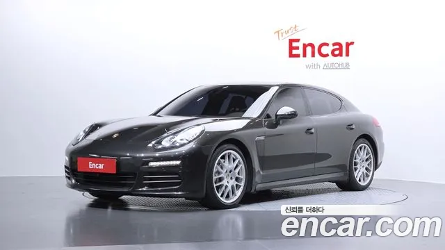 Porsche Panamera 2014 — photo 1
