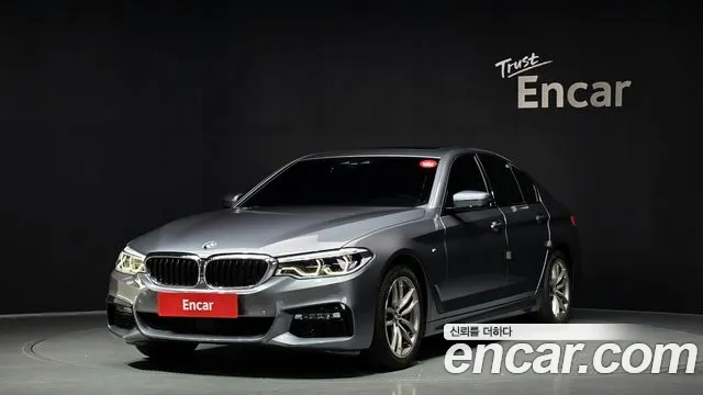 BMW 5-Series 2017 — photo 1