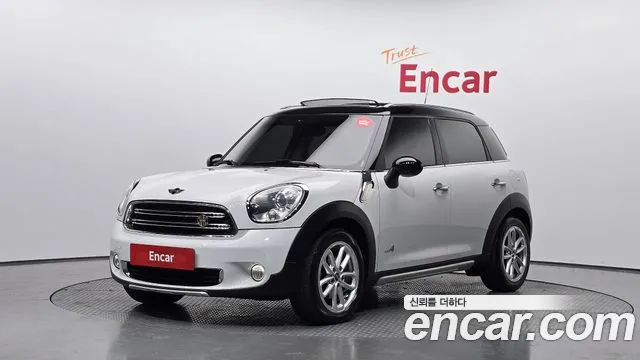 Mini Countryman 2015 — photo 1