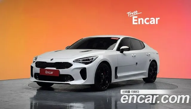Kia Stinger 2018 — photo 1