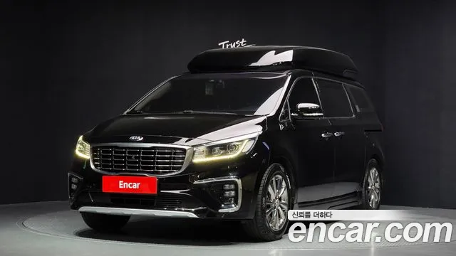 Kia Canival 2019 — photo 1