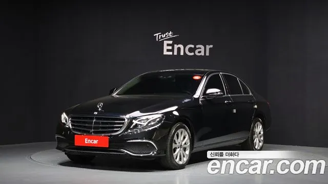 Mercedes-Benz E-Class 2020 — photo 1