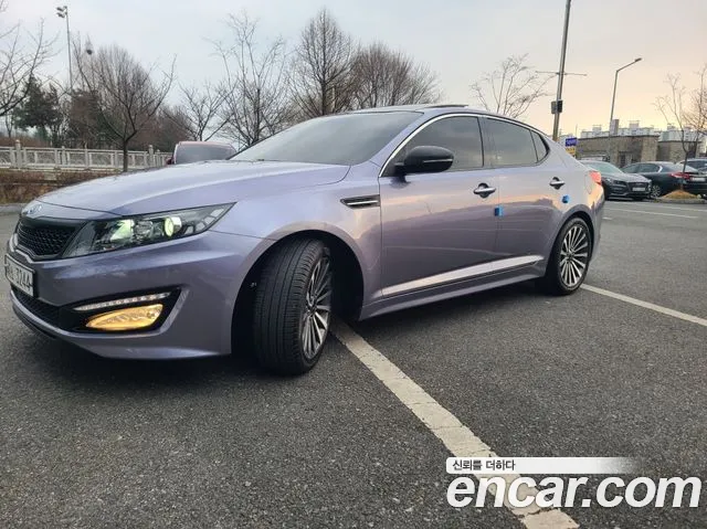 Kia K5 2011 — photo 1