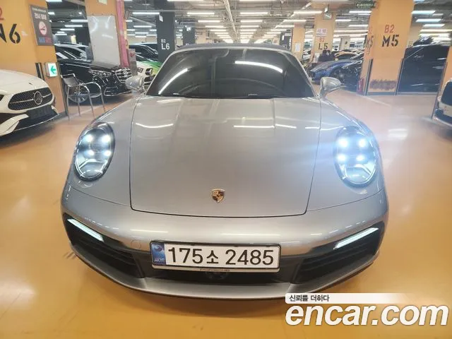 Porsche 911 2024 — photo 1